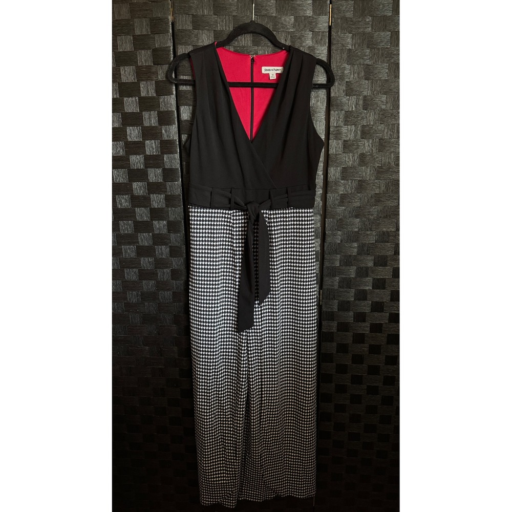 Shelby & Palmer Jumpsuit Womens 10 Black Houndstooth Wide Leg V-Neck Belted